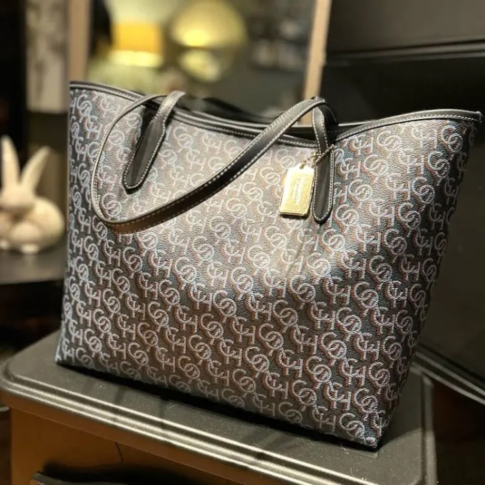 Coach City Tote Monogram Print Good Condition